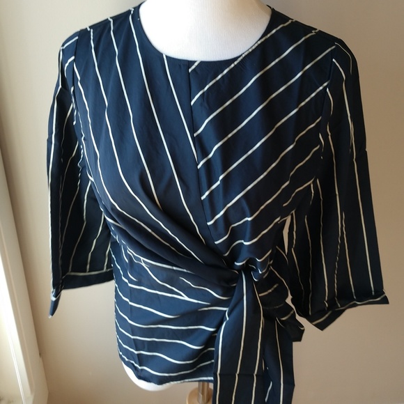 S - XL• Navy Striped Top - Picture 5 of 8